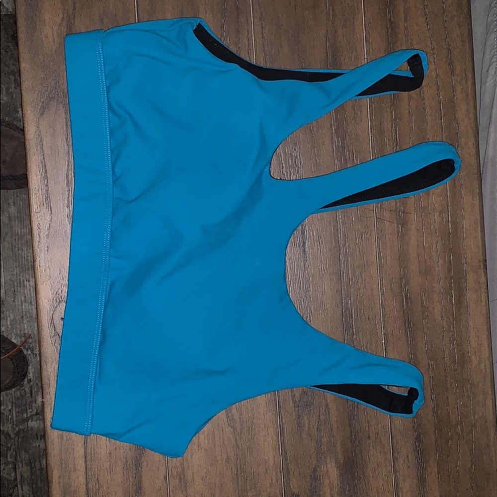 Ptula sports bra